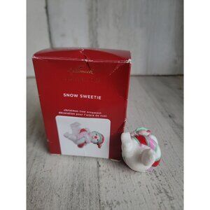Hallmark's snow sweetie ornament Xmas snowman glitter
